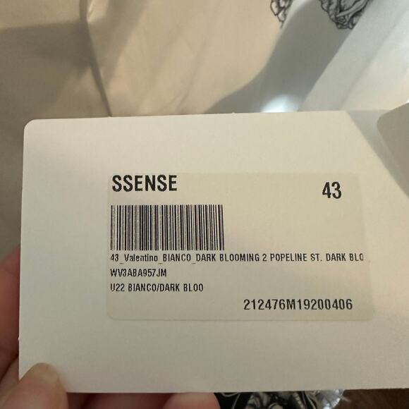 NEW Valentino Men's Blooming Print Button Down Shirt Size 43 White Black US 17 - Picture 7 of 16